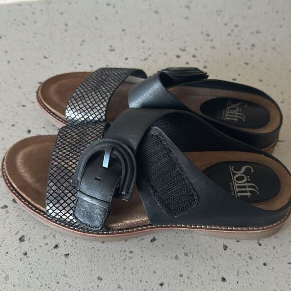 Sofft Braye Women’s Size 6 Black Leather Comfort Sandals Slip On Low Wedge Slide - Picture 3 of 12